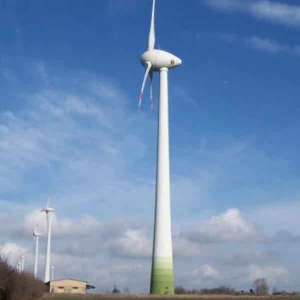 E 112 Rüzgar Türbini, Magdeburg, Almanya